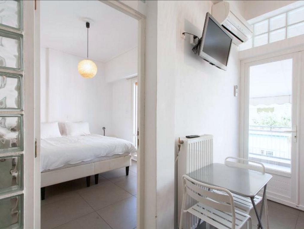 Acropolis Charming Apartment With Large Balcony - Dm17 아테네 외부 사진